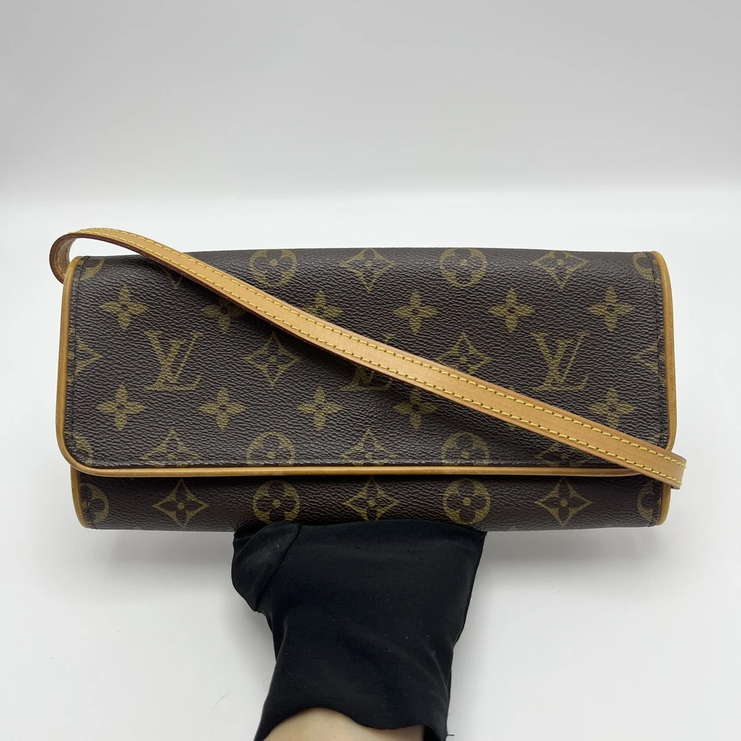 95新 LouisVuitton/路易威登 经典老花单肩斜挎信封包 16157