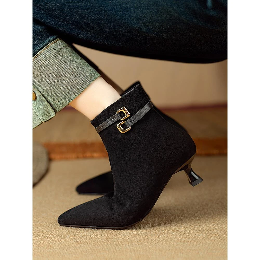 尖头短靴女2025秋冬新款小跟靴子磨砂翻毛皮中跟及裸靴猫跟踝靴女