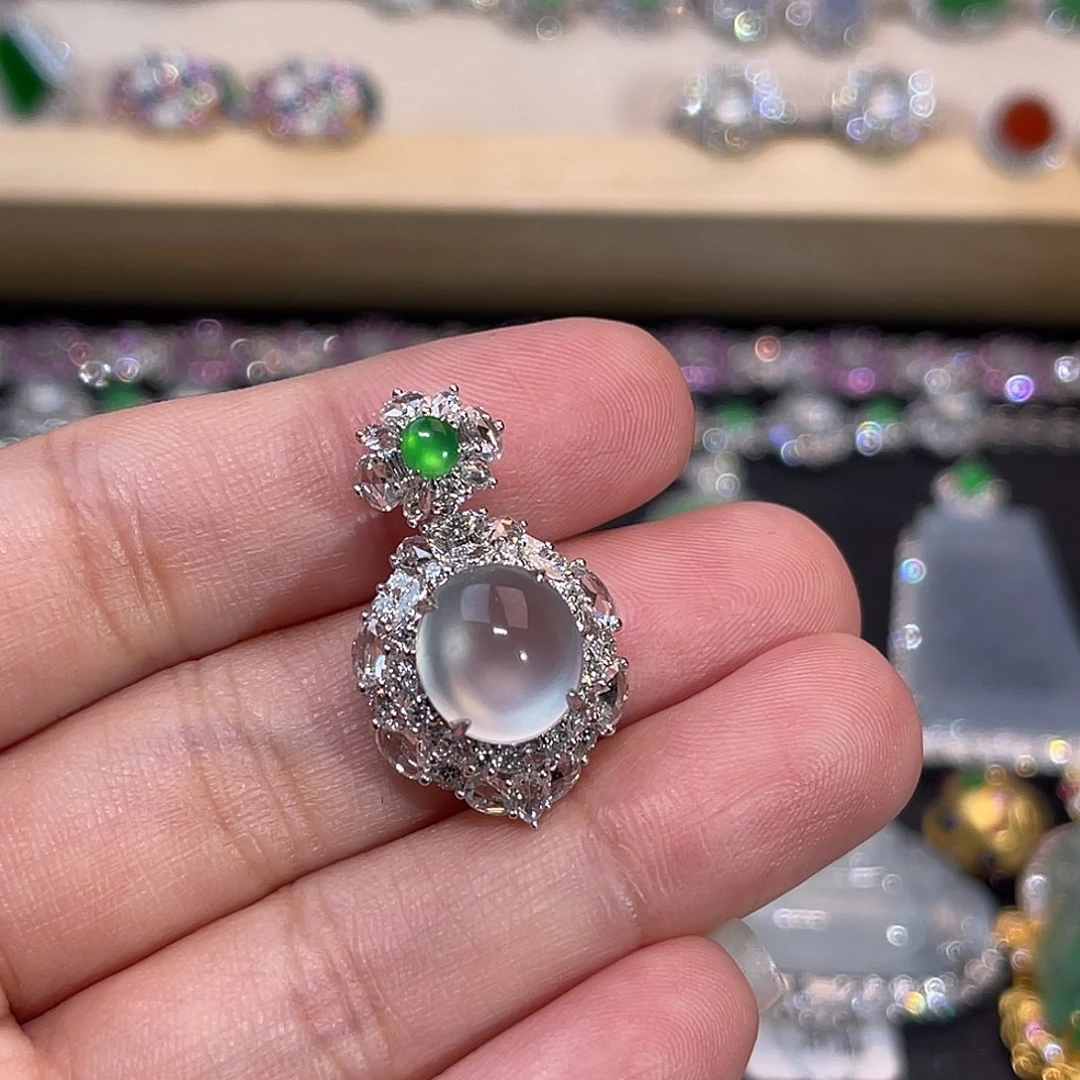 翡翠18K金镶嵌吊坠(不含链)玻璃种冰蛋