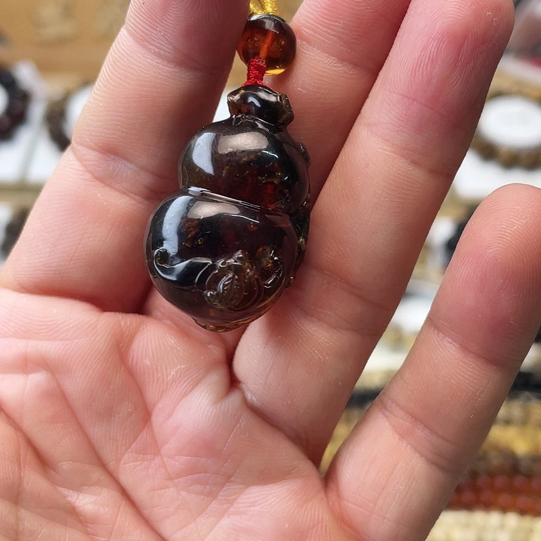 3***0琥珀未镶嵌裸石大