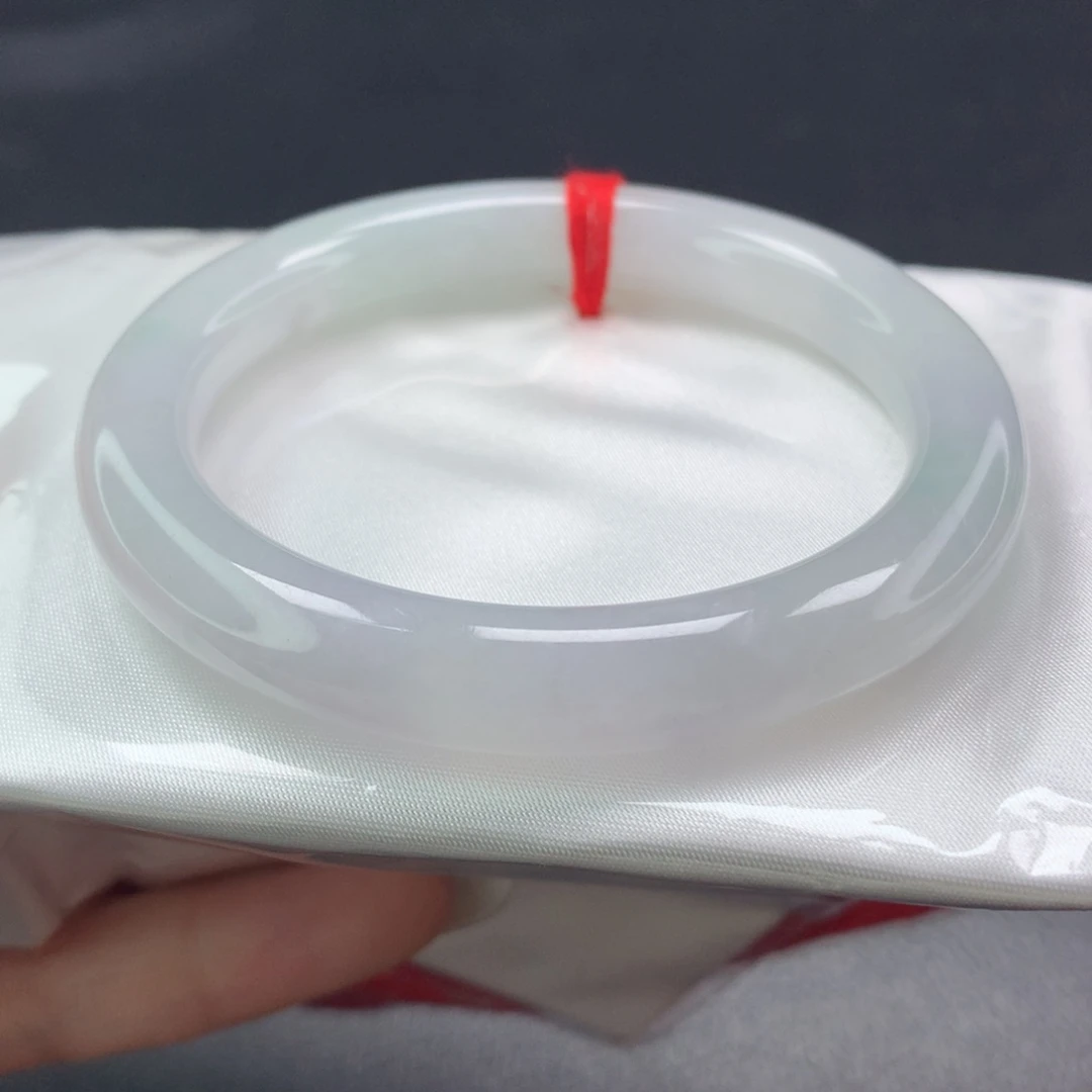 翡翠手镯未镶嵌（39号）圆条