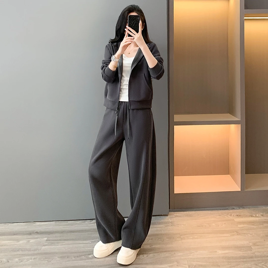 韩版休闲运动套装女秋季2025新款慵懒风宽松连帽卫衣阔腿裤三件套