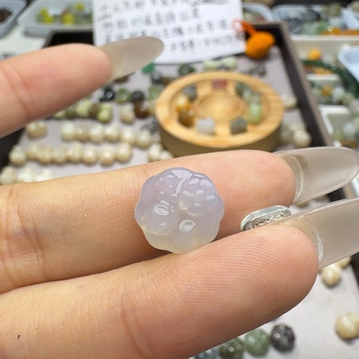 D***a未镶嵌和田玉珠宝半成品