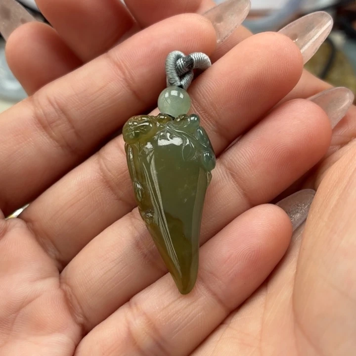 翡翠未镶嵌颈饰天然翡翠a货