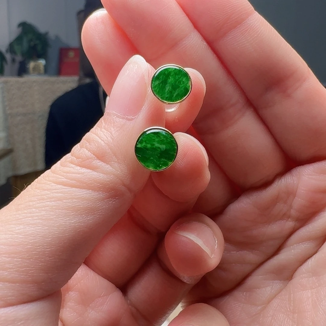 翡翠18K金镶嵌耳饰天然