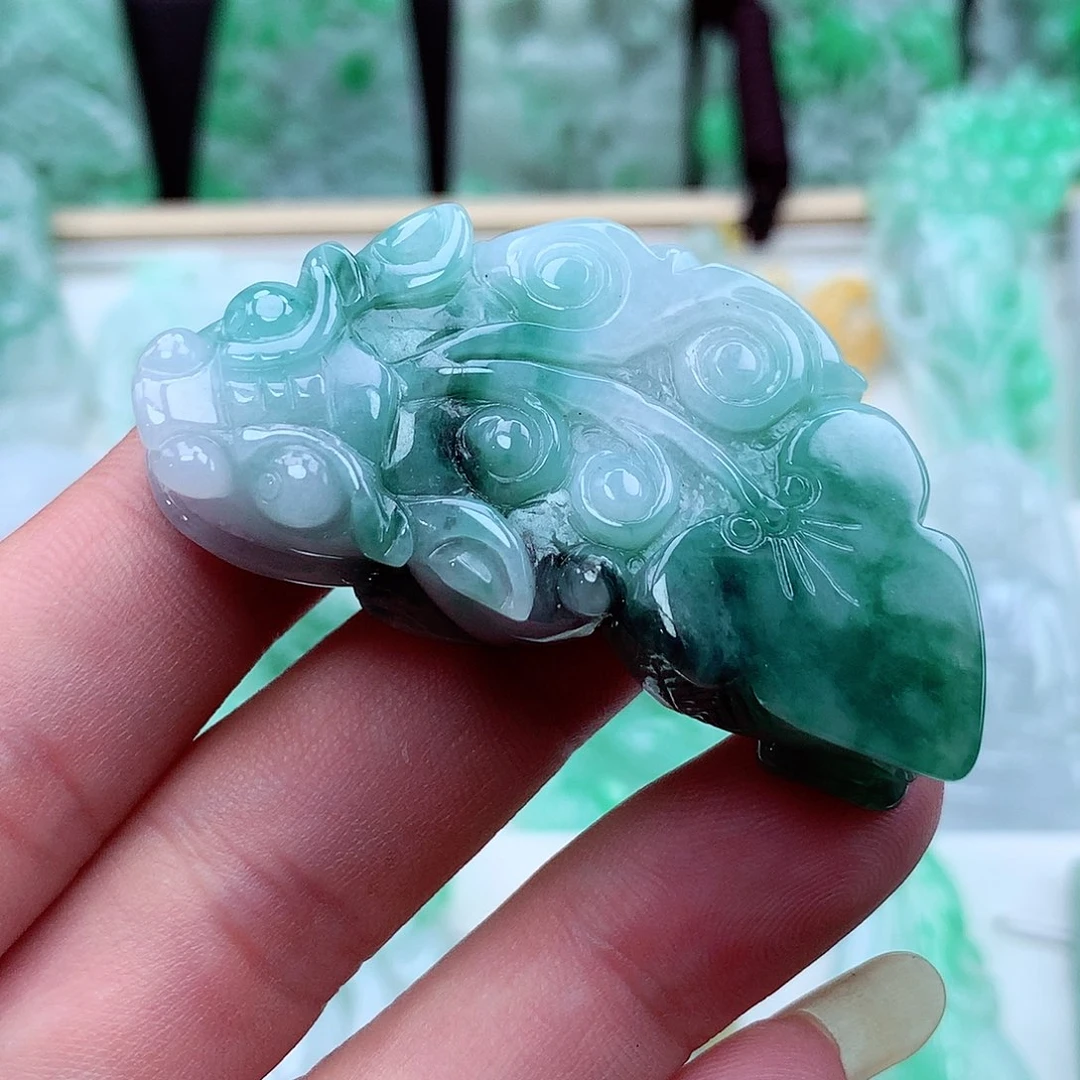 翡翠未镶嵌颈饰翡翠吊坠