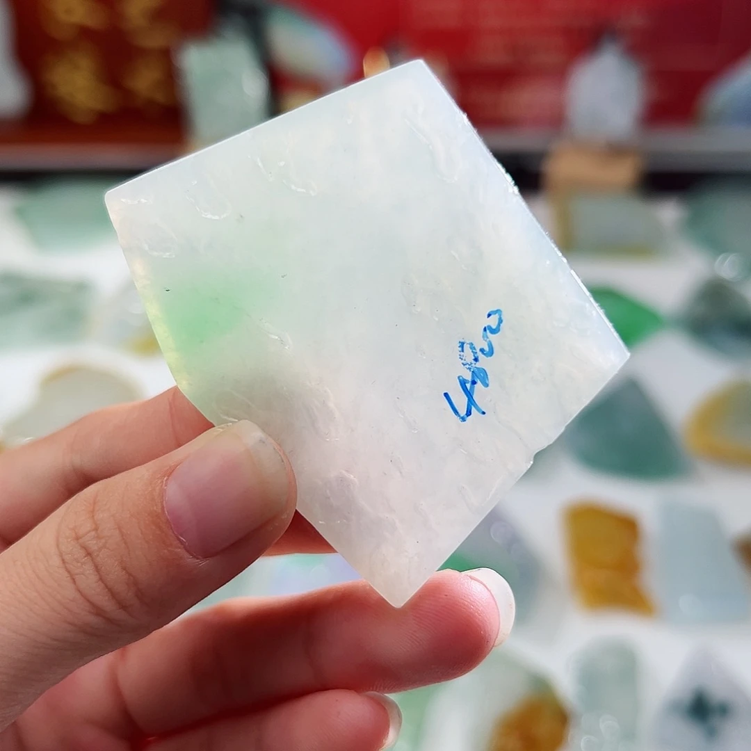 未镶嵌定制翡翠翡翠