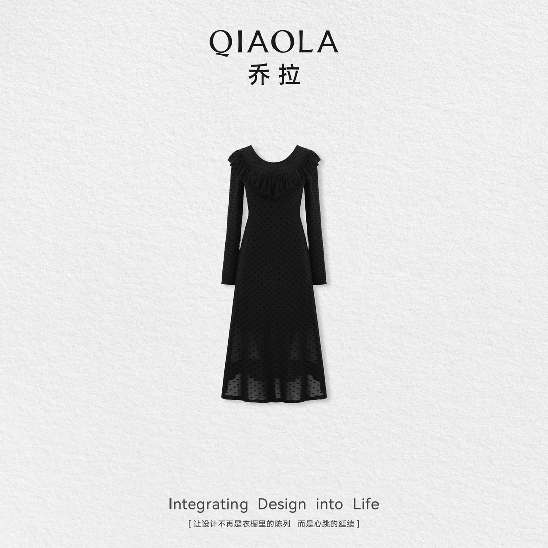 QIAOLA/乔拉【月色墨染】秋季针织植绒波点时尚气质感连衣裙