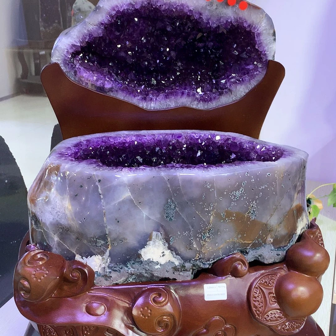 织绣乌拉圭紫水晶