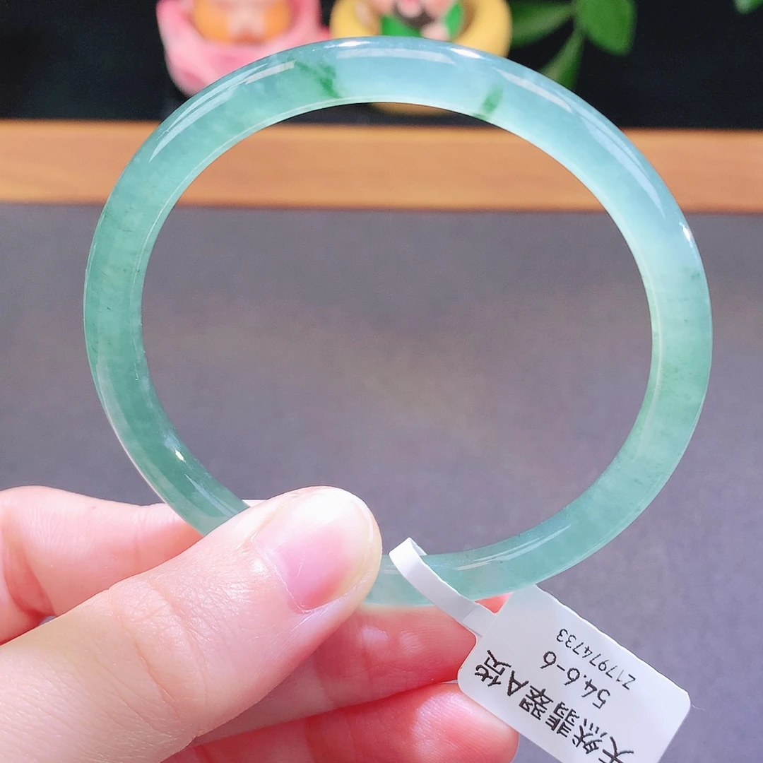 翡翠未镶嵌手镯天然翡翠