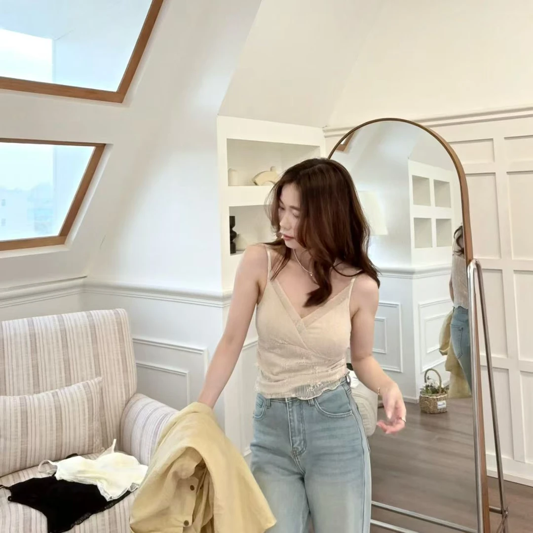 海狸定制【少女心事】精致女孩自带胸垫蕾丝吊带