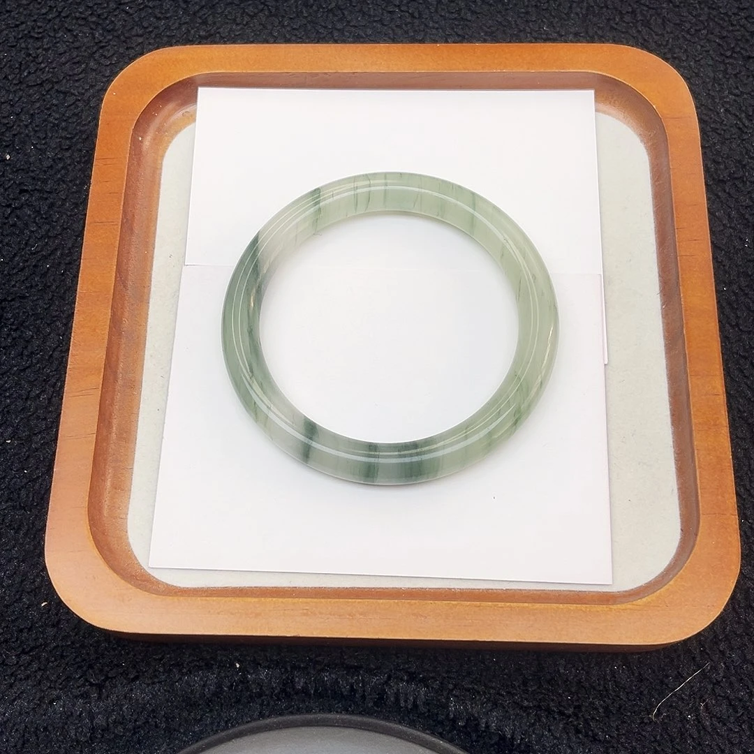 石英质玉未镶嵌手镯86