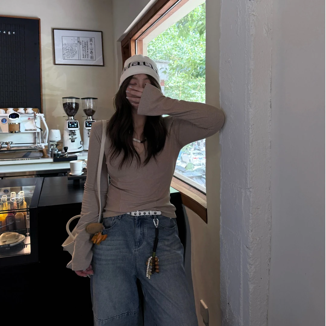 晶咕软软【掐腰神器】显瘦气质设计感纯色简约V领修身打底T恤