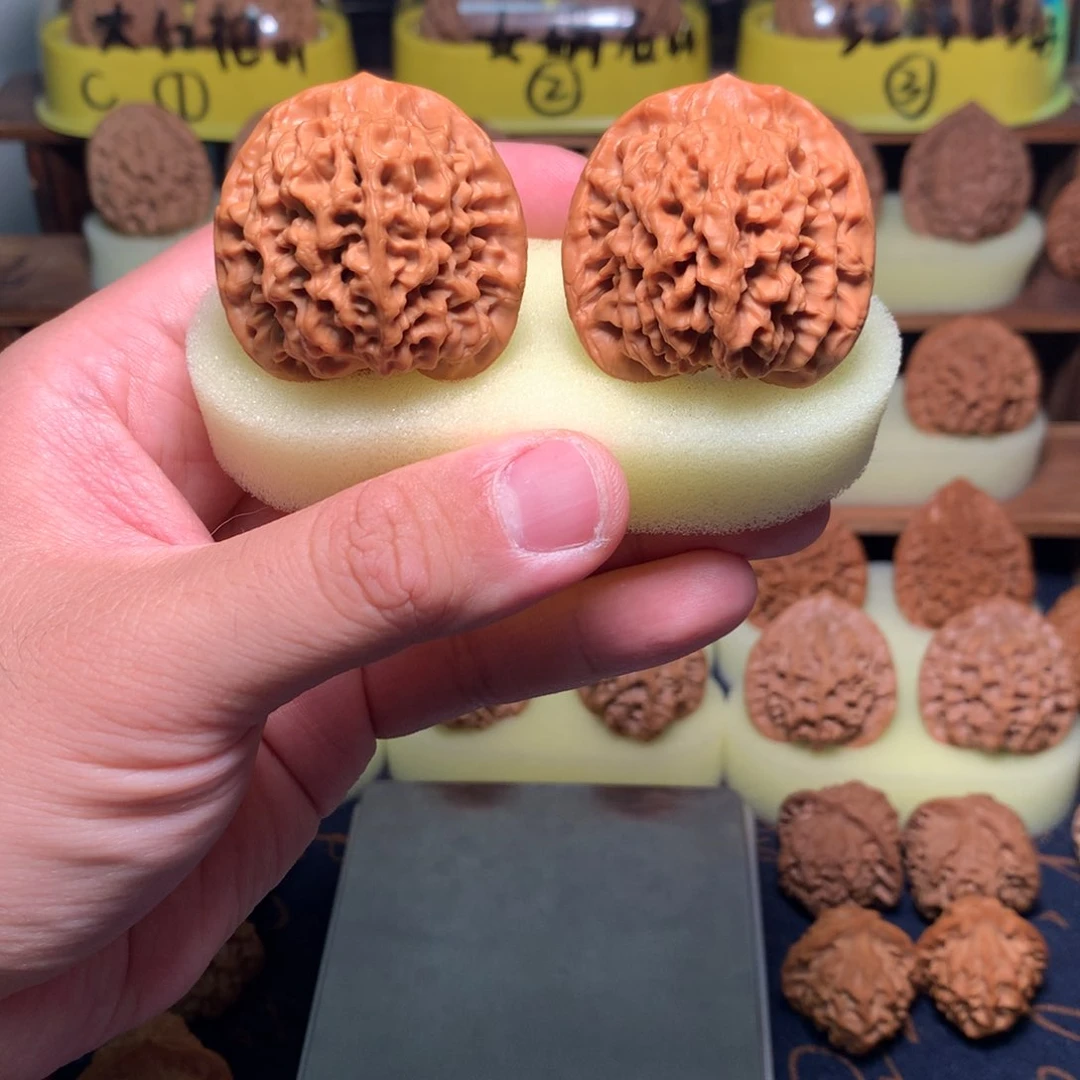 文玩核桃吊坠40秦岭秦闷微微修