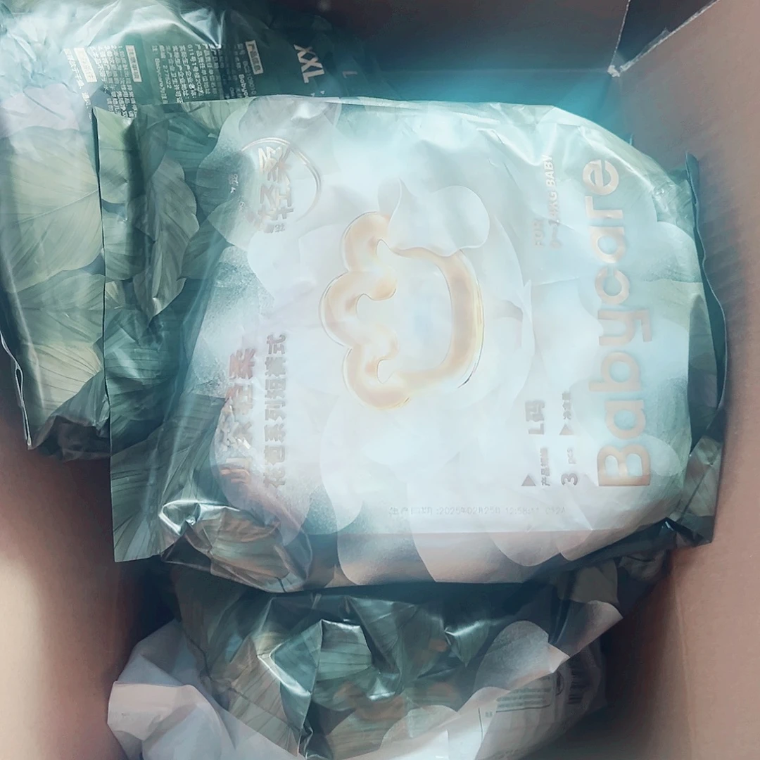试用装拉拉裤L  山茶4包  小森林5包