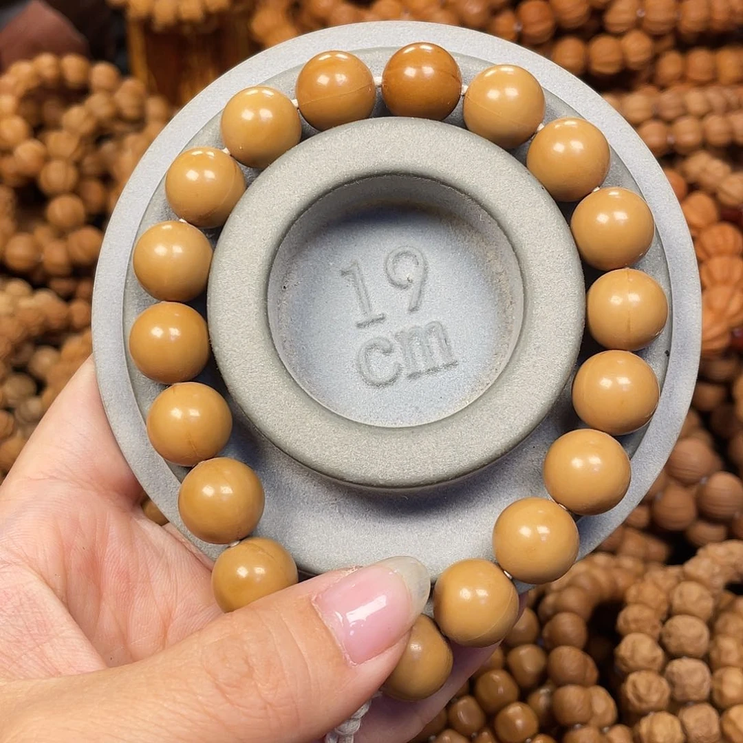 猴头核桃。   正圆光珠