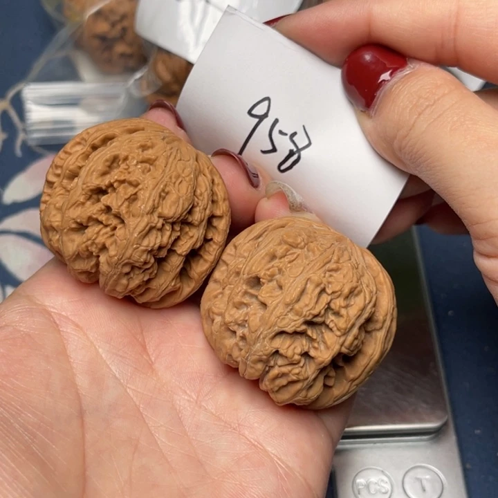 文玩核桃把件粗筋40