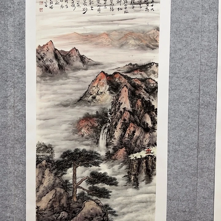 国画花鸟等多种鸟类的栖息
