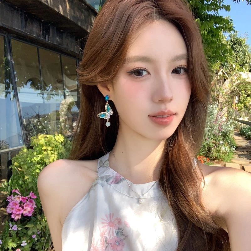 铜合金耳饰 蝴蝶耳环轻奢高级感甜美气质耳钉设计感小众百搭耳饰