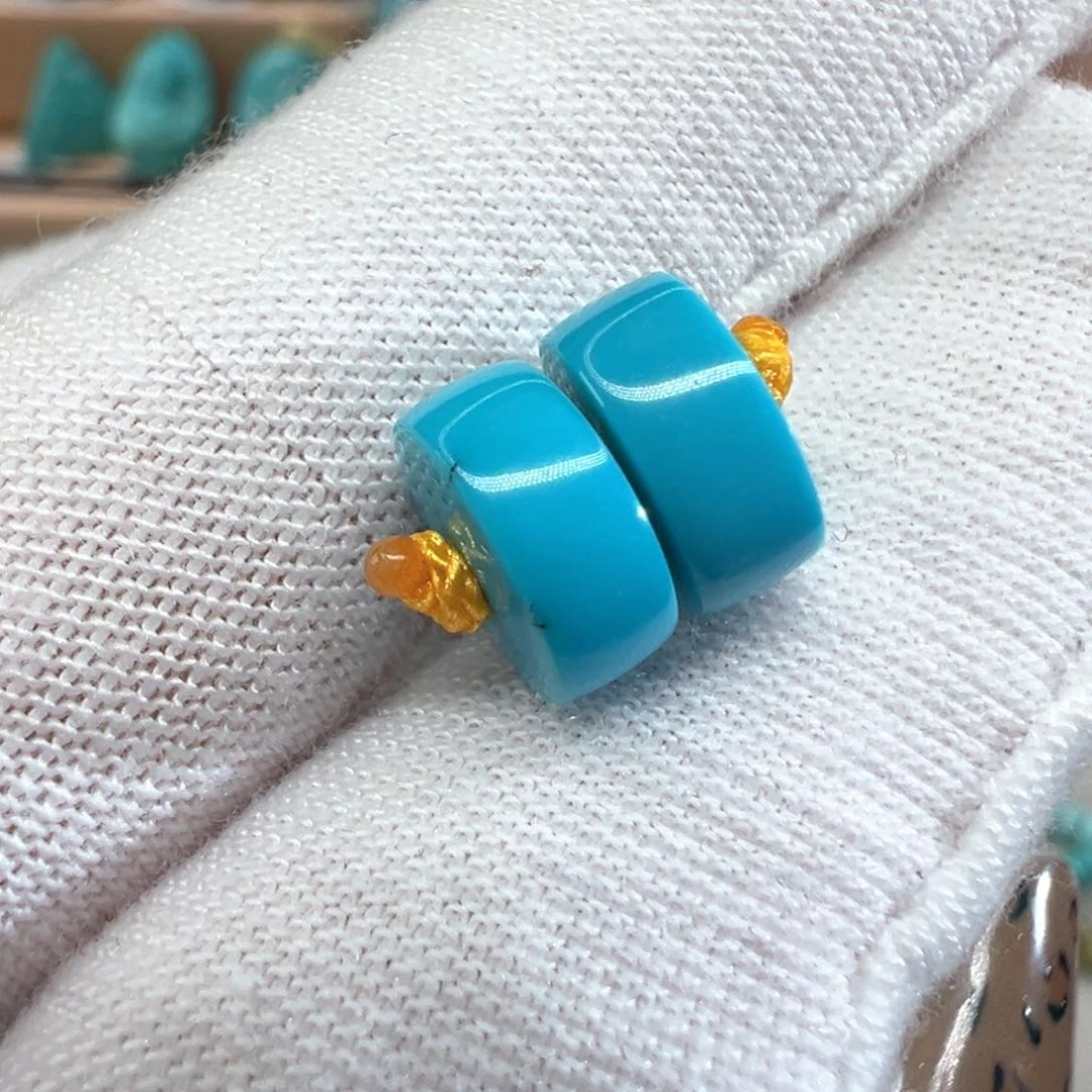 绿松石配饰未镶嵌