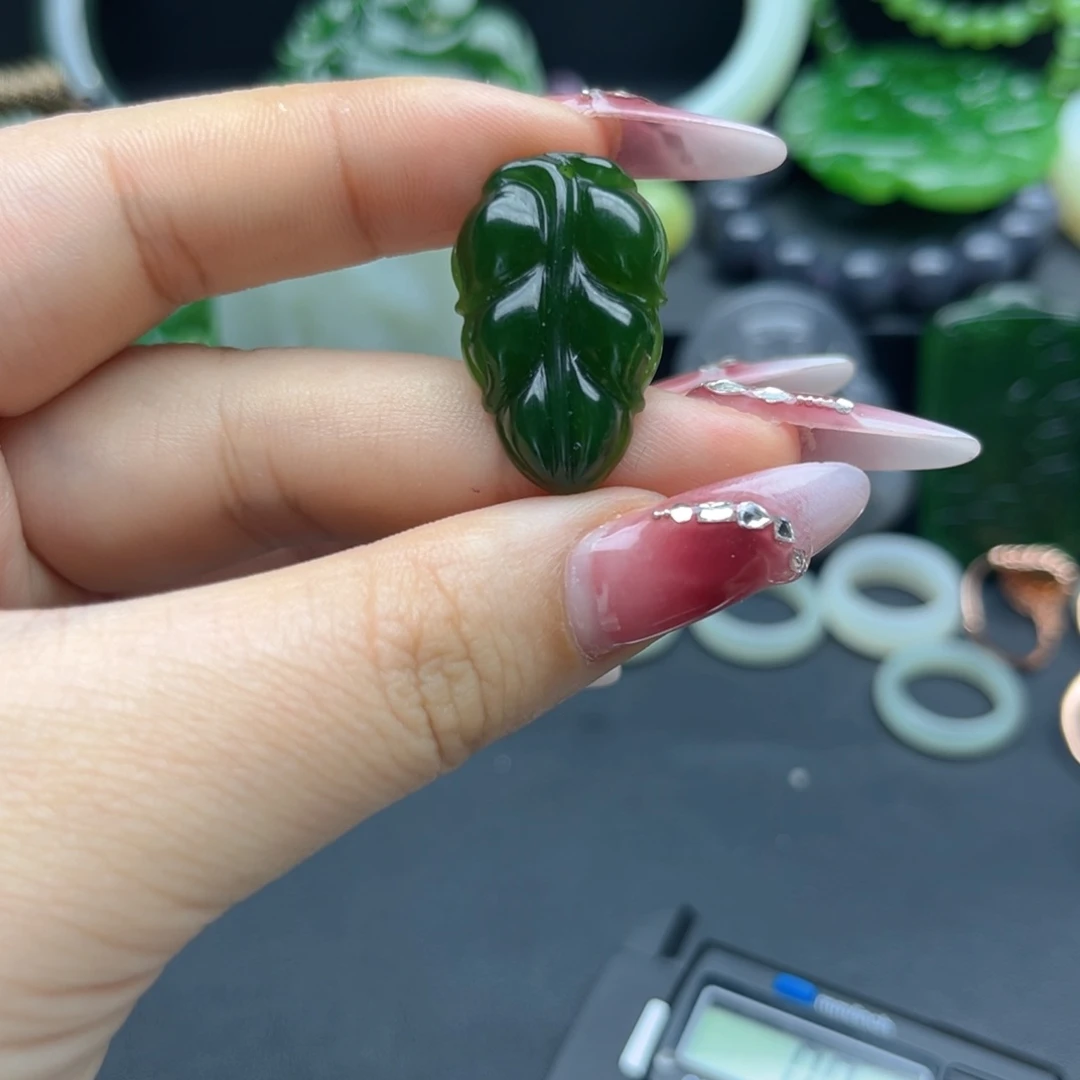 未镶嵌和田玉珠宝半成品