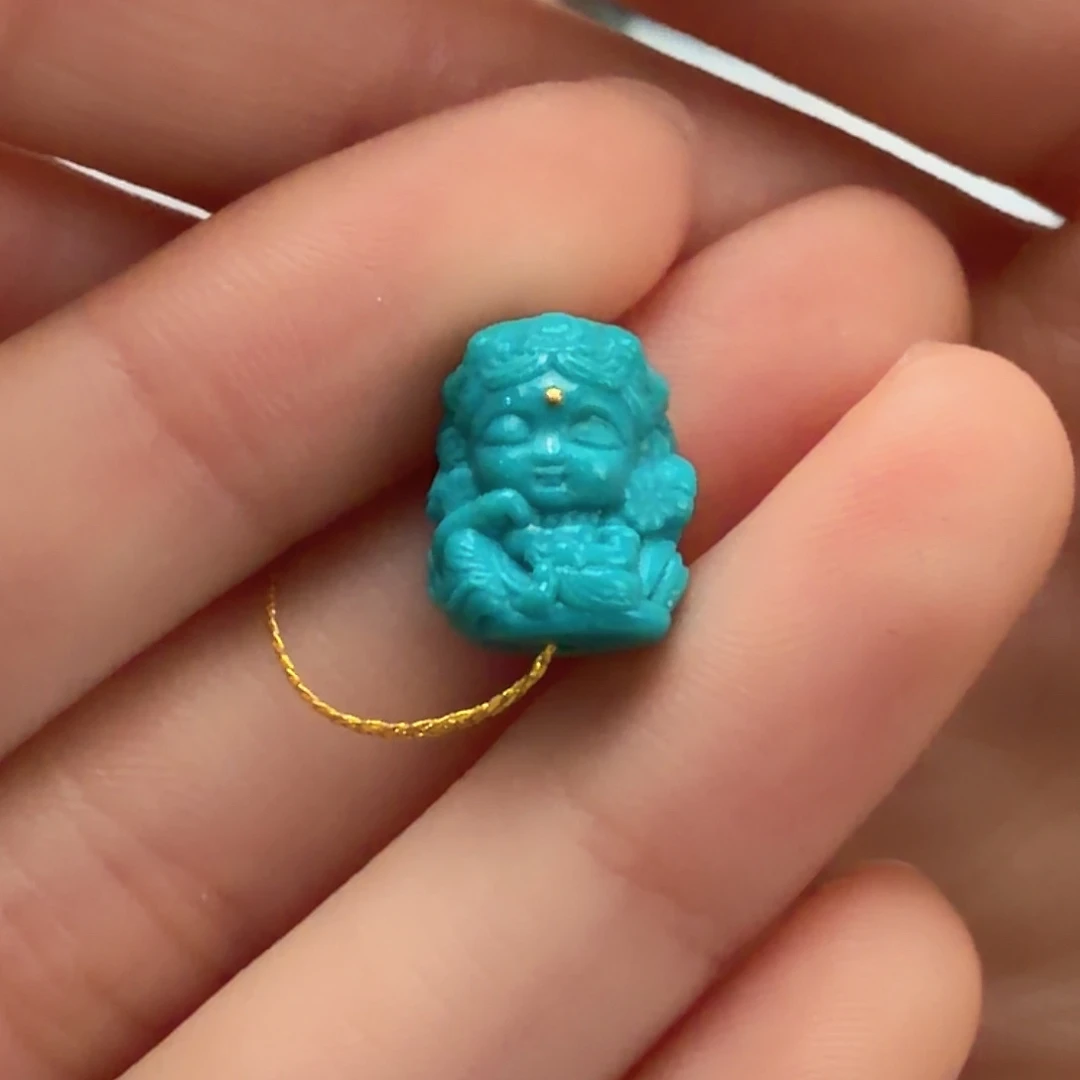 绿松石未镶嵌颈饰