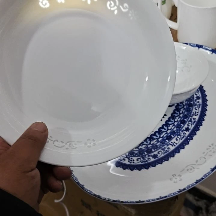 瓷景德镇青瓷玲珑8寸盘4个微瑕疵