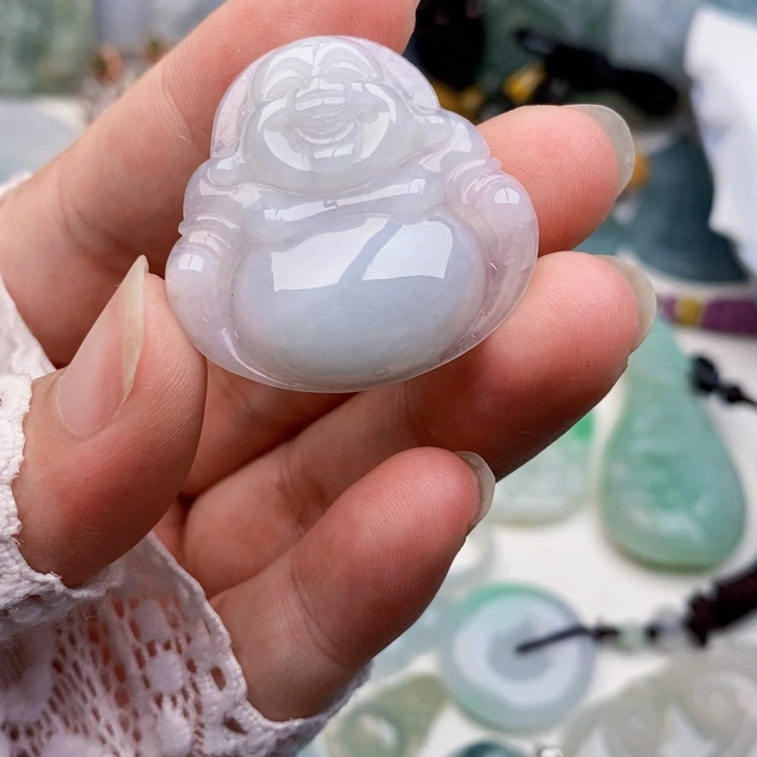 翡翠未镶嵌颈饰佛