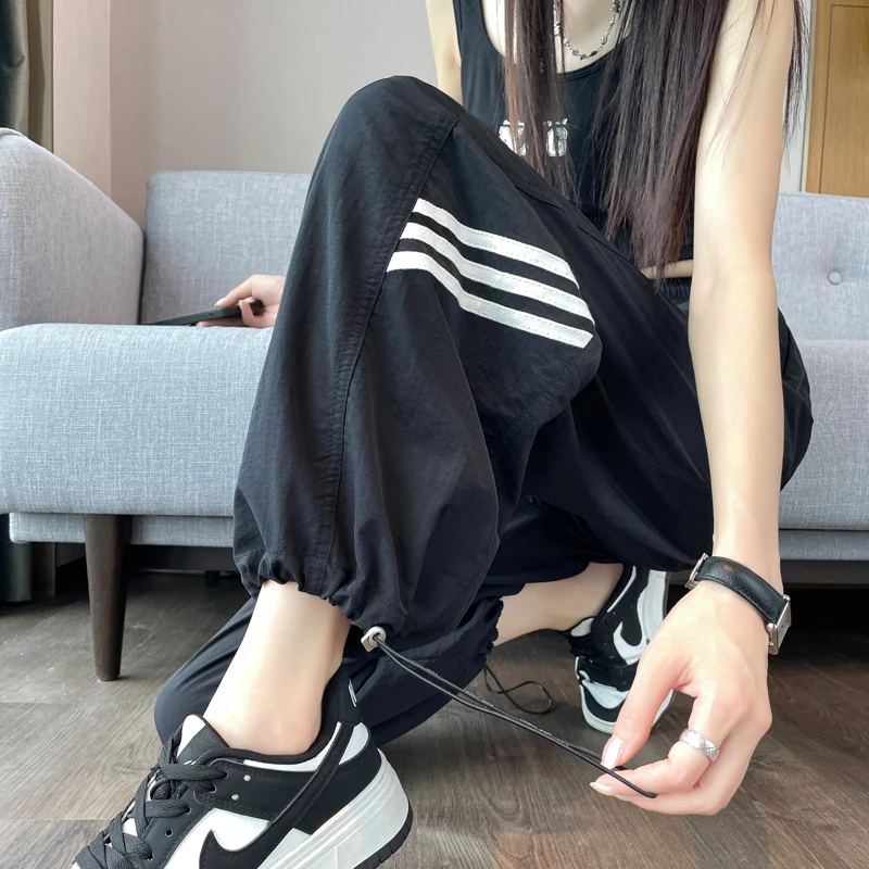 黑色冰丝速干工装裤女夏季薄款美式侧条纹两穿休闲裤子TZQ2533002