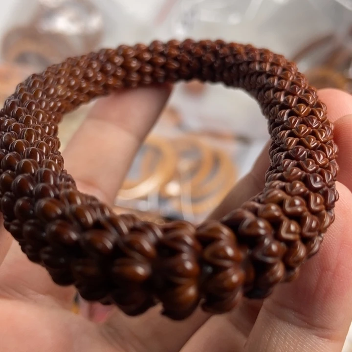 紫金鼠吊坠在下月举行