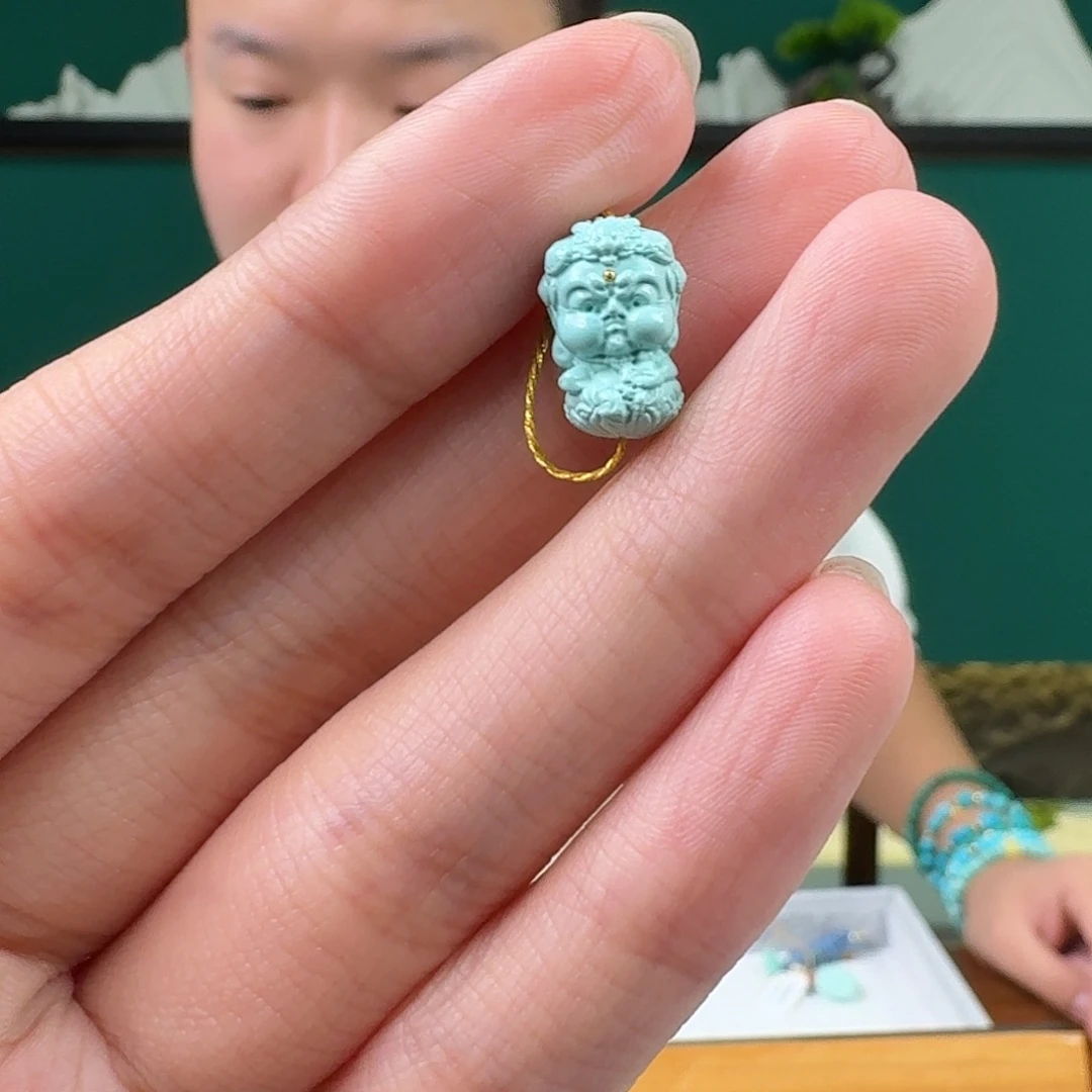 绿松石未镶嵌珠宝奇石