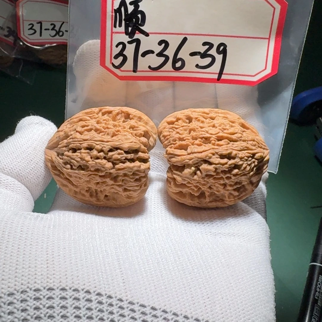 文玩核桃把件21号高炮残