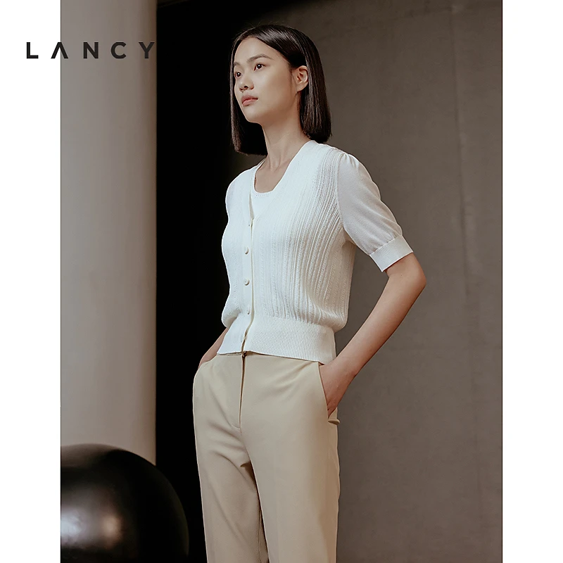 LANCY/朗姿2024夏季新款白色坑条针织开衫女透气亲肤薄款上衣