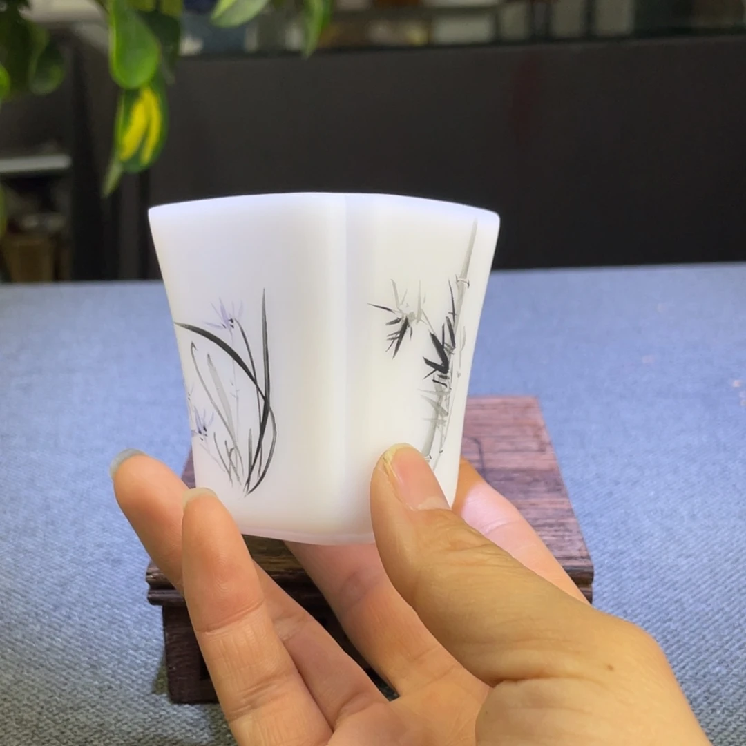 退****年手绘来咯哦哦哦哦哟