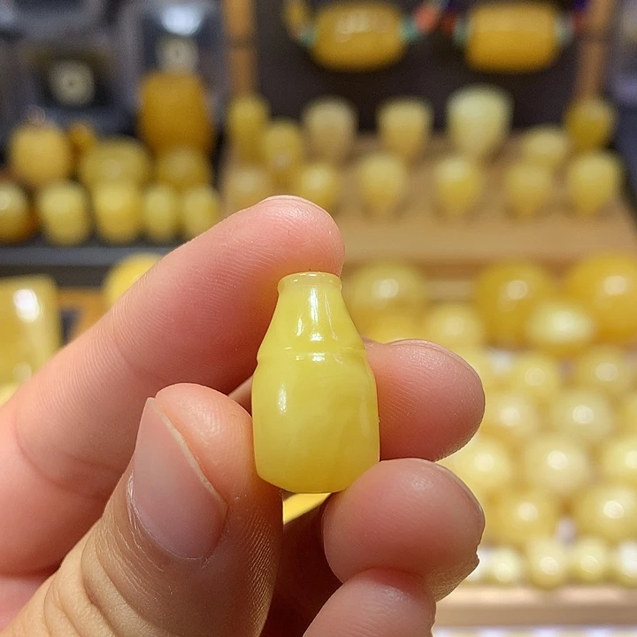 蜜蜡未镶嵌裸石天然原矿浓蜡黄白花蜜蜡三通11