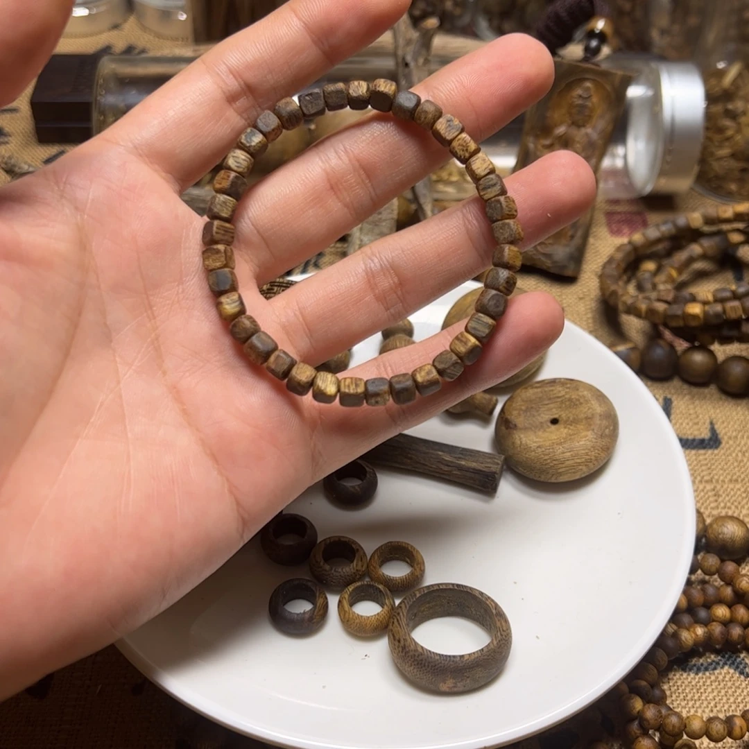 今***世沉香沉香碎屑方糖3克+