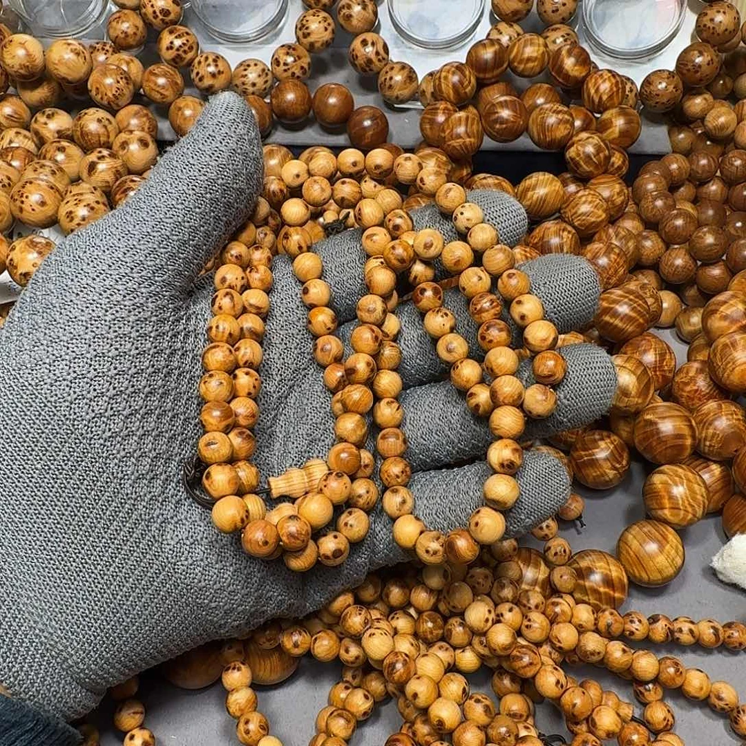 c***r木质类222太行榴花108颗手串