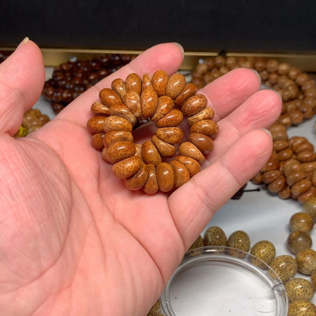 吊坠星月菩提陈化料13蒜瓣大肠