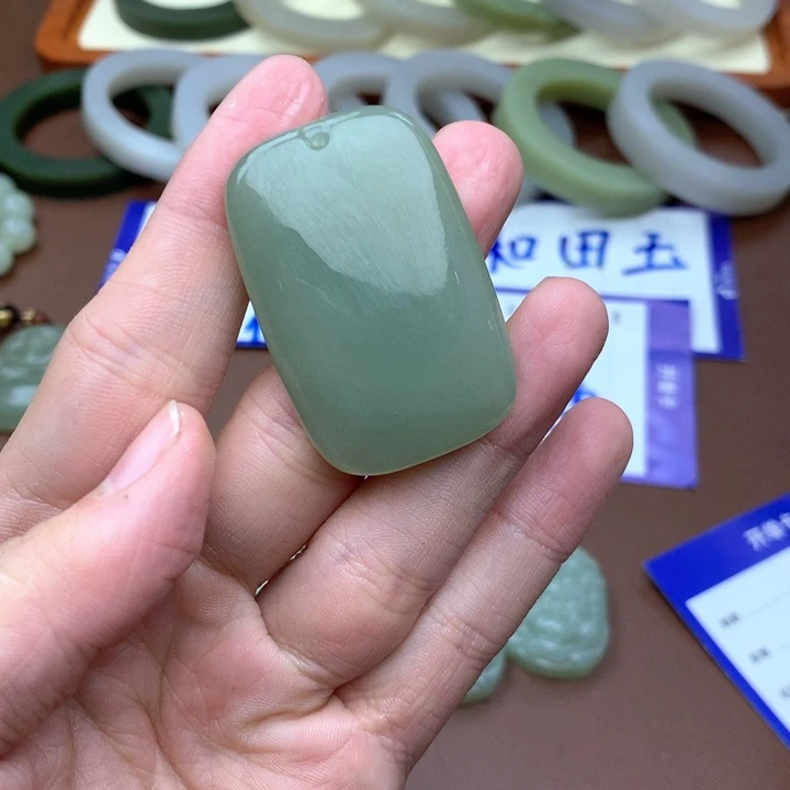 和田玉珠宝半成品未镶嵌长*！