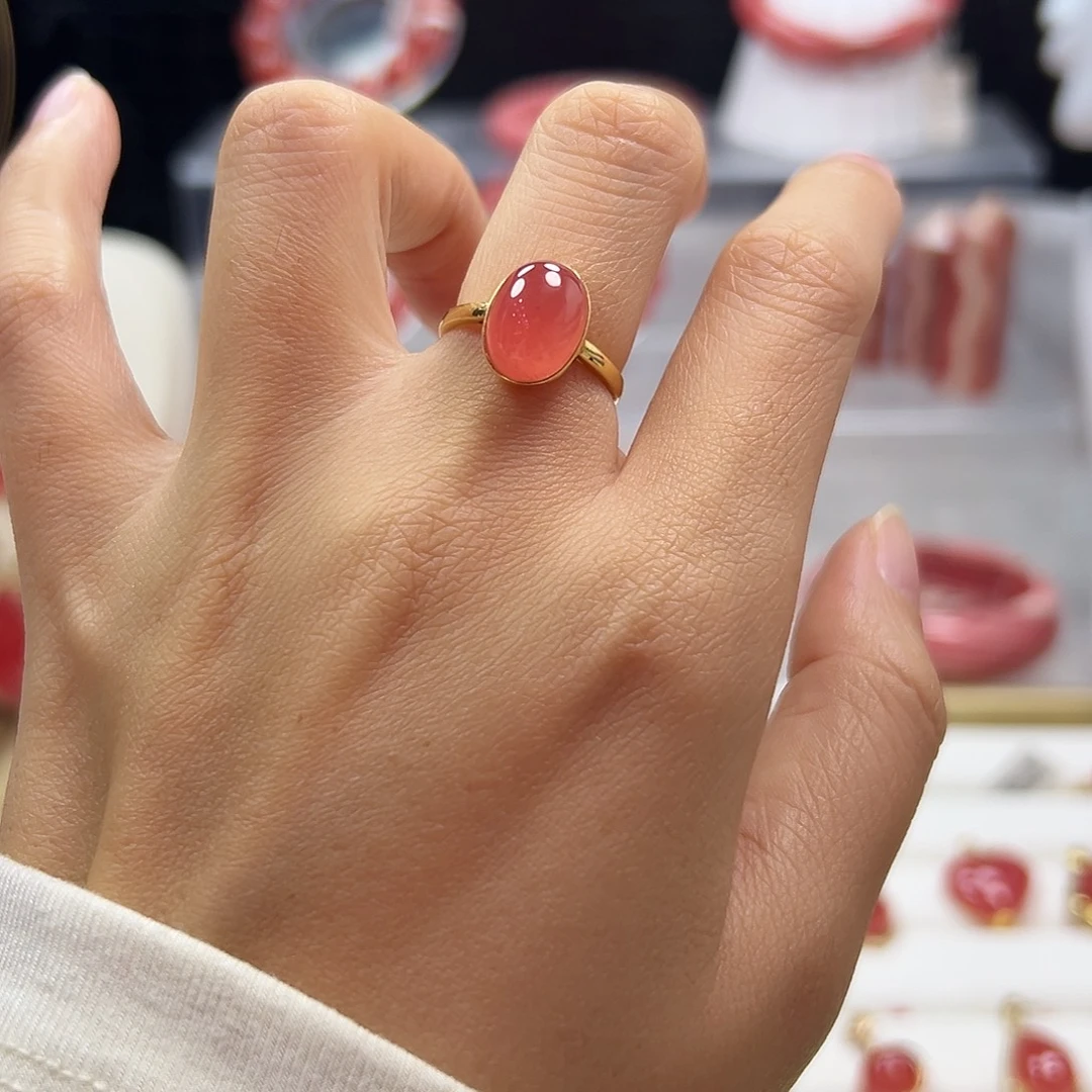 菱锰矿（红纹石）18K金镶嵌吊坠(不含链)