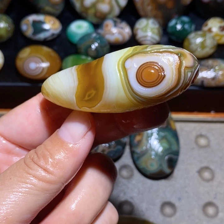 未镶嵌玛瑙/玉髓珠宝半成品132
