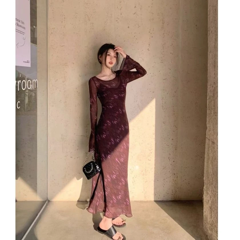 娇柔美人女人味两件套吊带连衣裙长袖修身收腰显瘦气质碎花长裙女