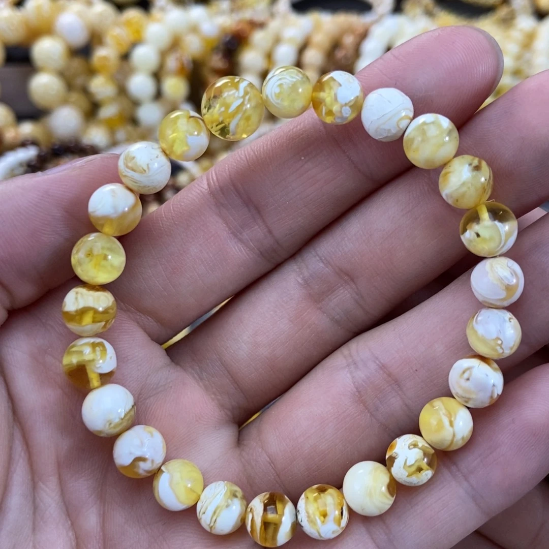 琥珀未镶嵌手链7+mm尺寸金漆白溶洞