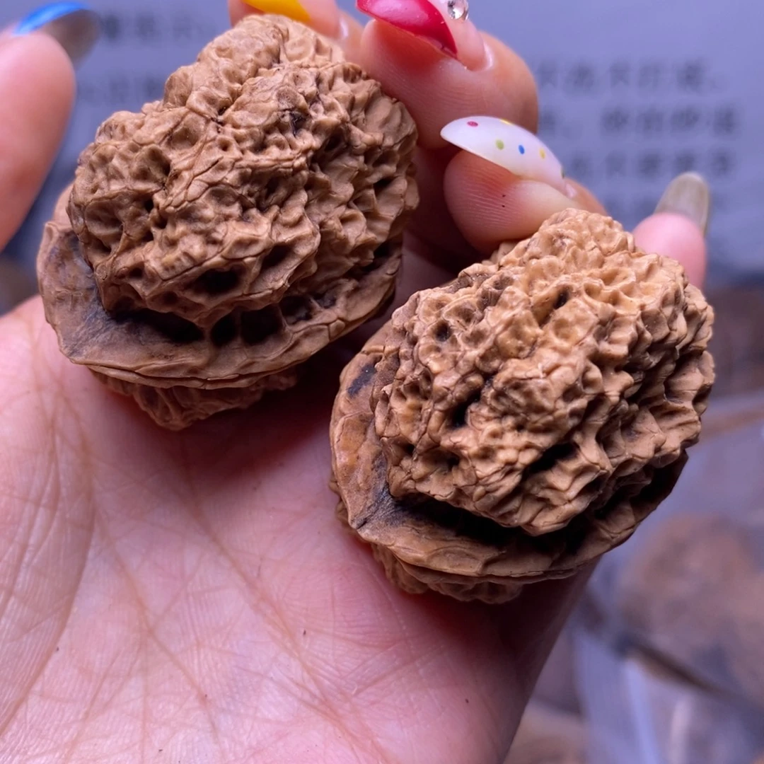 文玩核桃把件云南野生铁核桃6号41mm