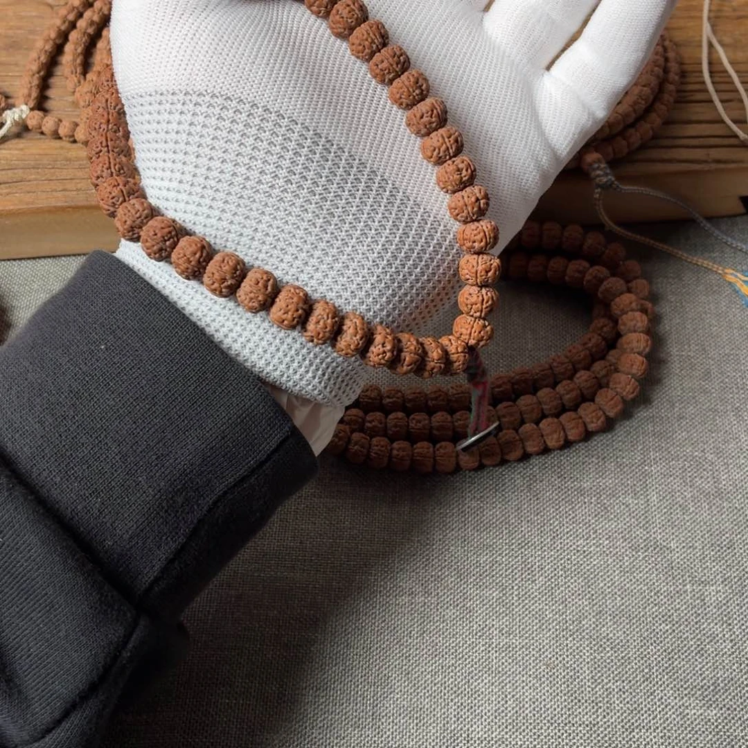 爱***嘴吊坠金刚菩提老树王