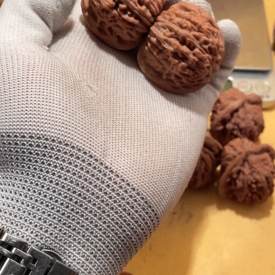 少***嘛文玩核桃吊坠四座楼