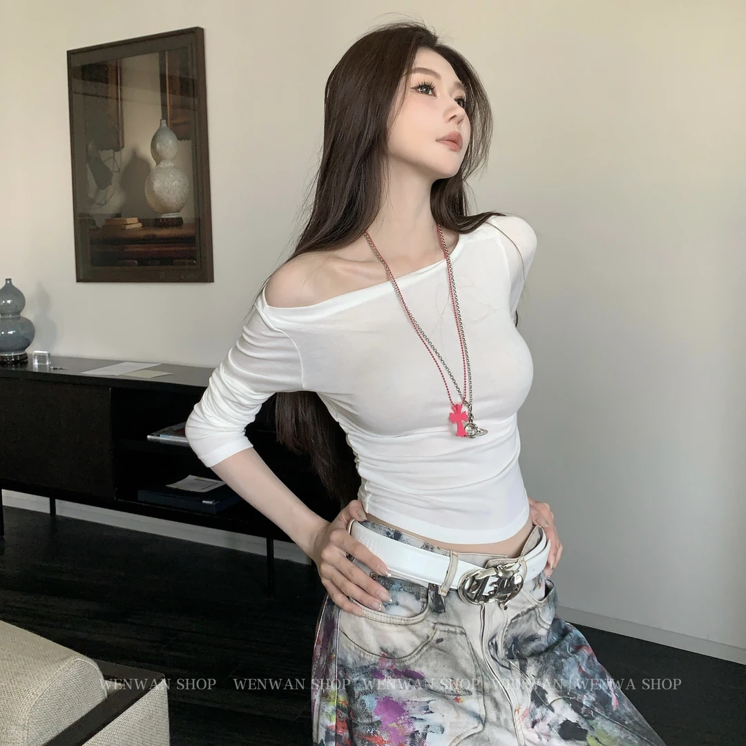 【美女日常】云朵感不规则斜肩修身白色长袖T恤