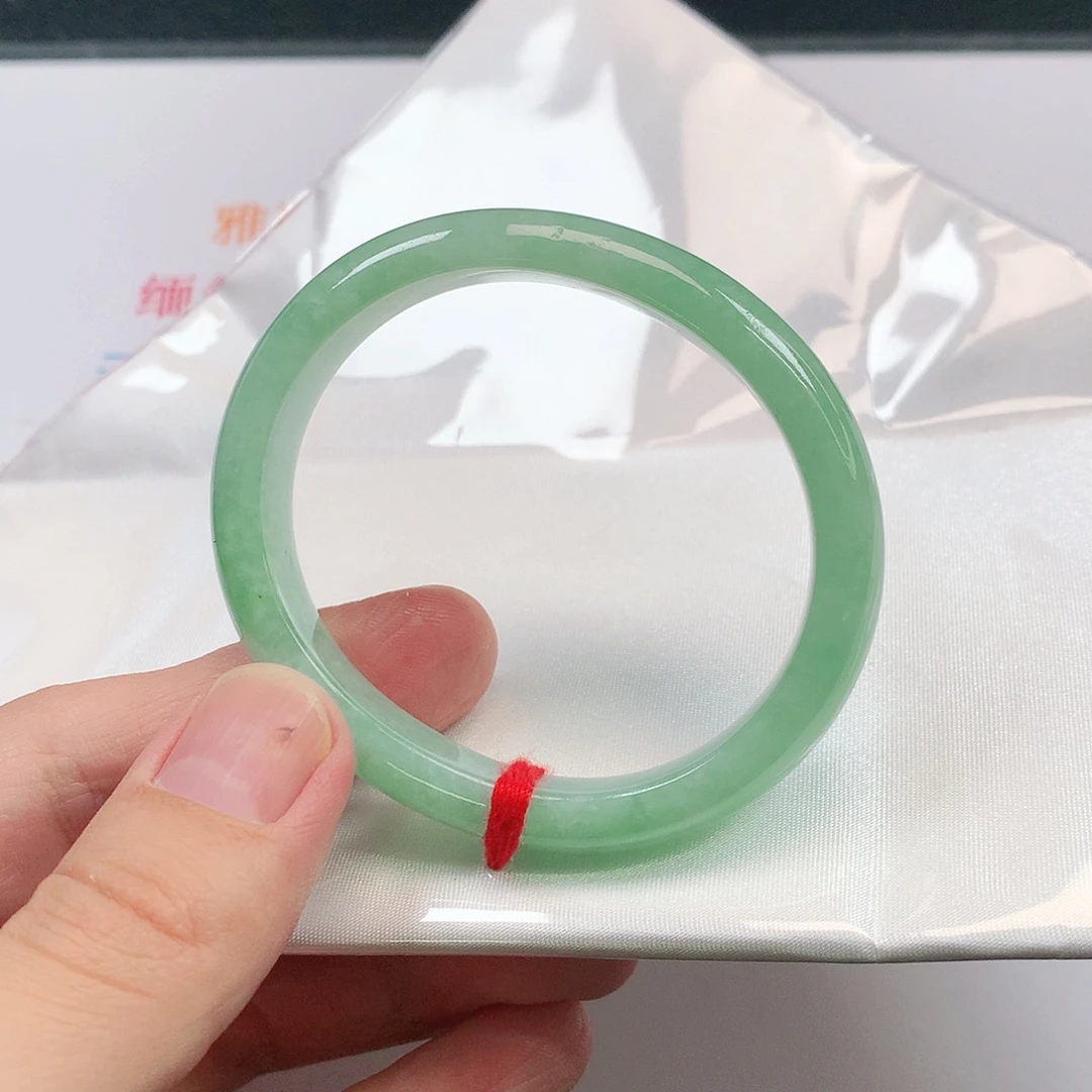 翡翠手镯未镶嵌翡翠31868