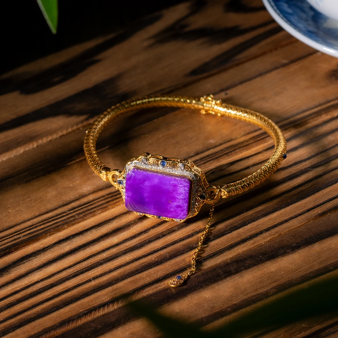 世间臻宝-传承18金丝绒舒俱来手镯/多样性发/P6685/