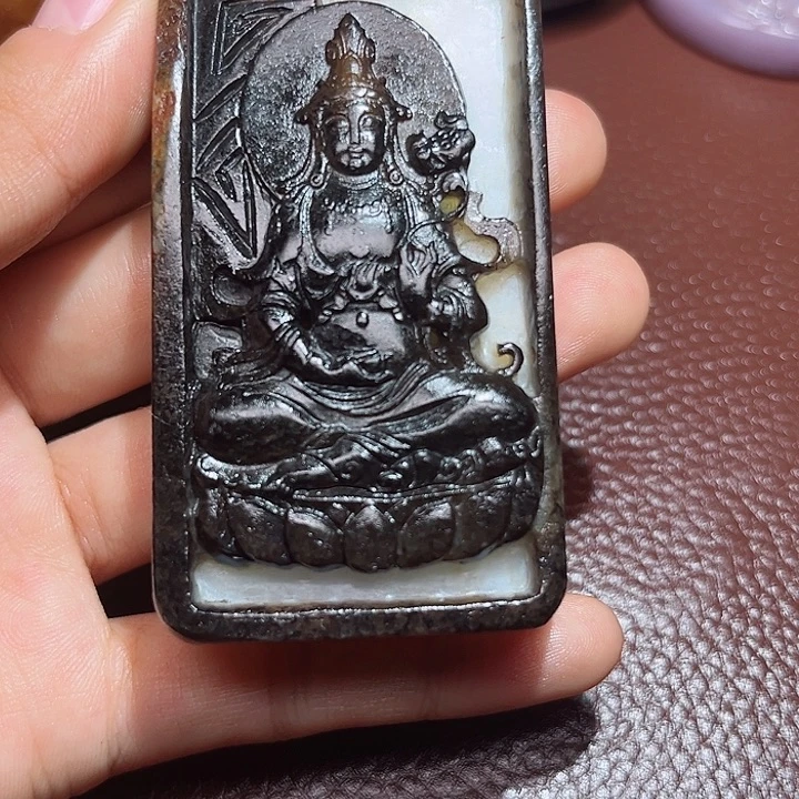 2***9和田玉未镶嵌颈饰